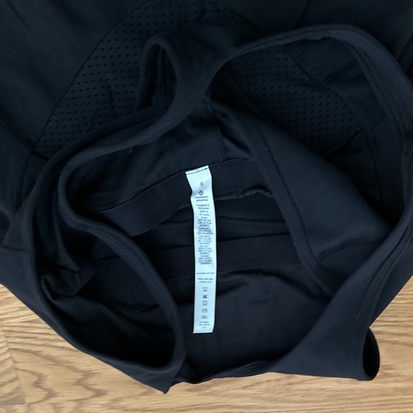 Lululemon NWOT Crossback Tank (8) - Picture 5 of 16